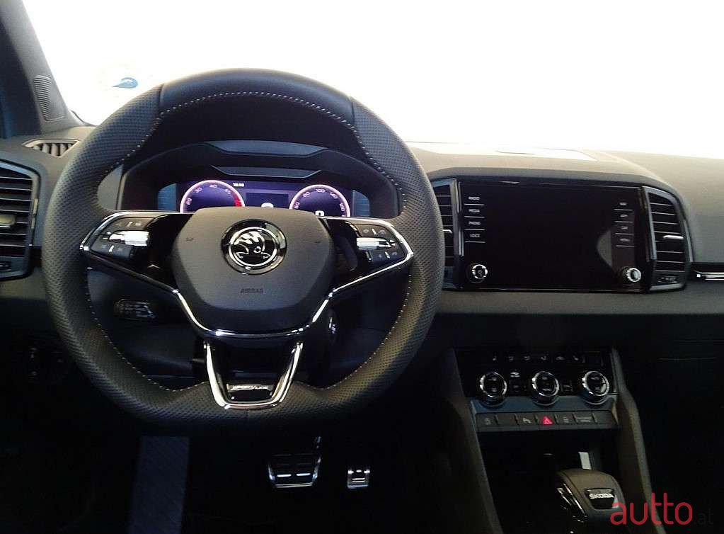 2023' Skoda Karoq photo #4