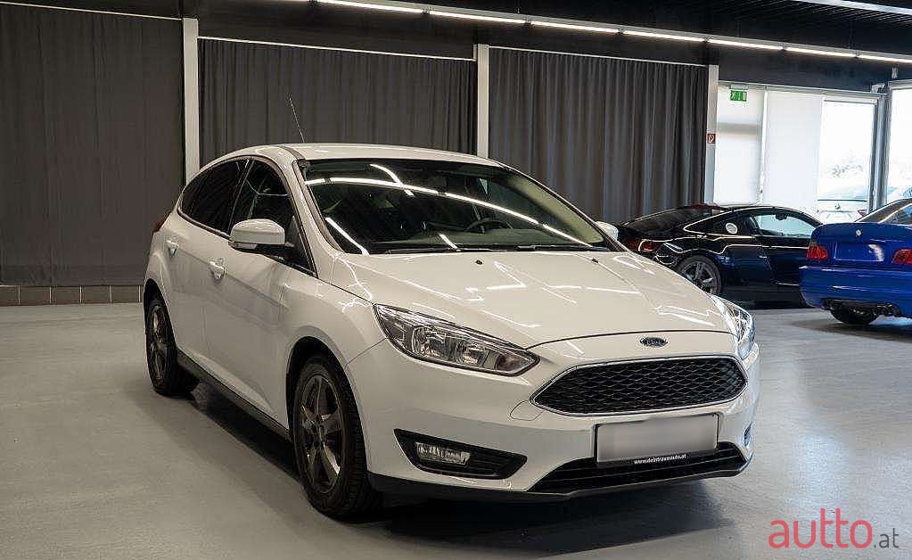 2016' Ford Focus photo #3