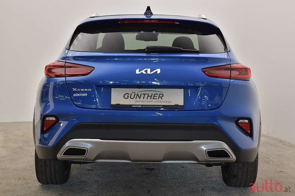 2022' Kia Xceed photo #3