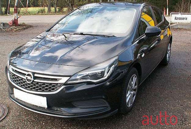 2016' Opel Astra photo #1