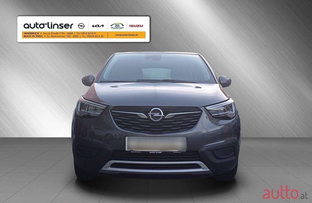 2020' Opel Crossland photo #2