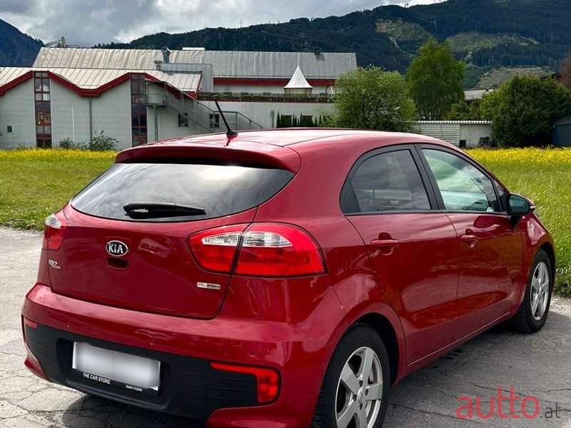 2016' Kia Rio photo #6