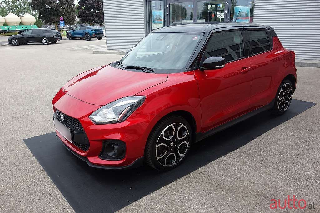 2020' Suzuki Swift photo #1