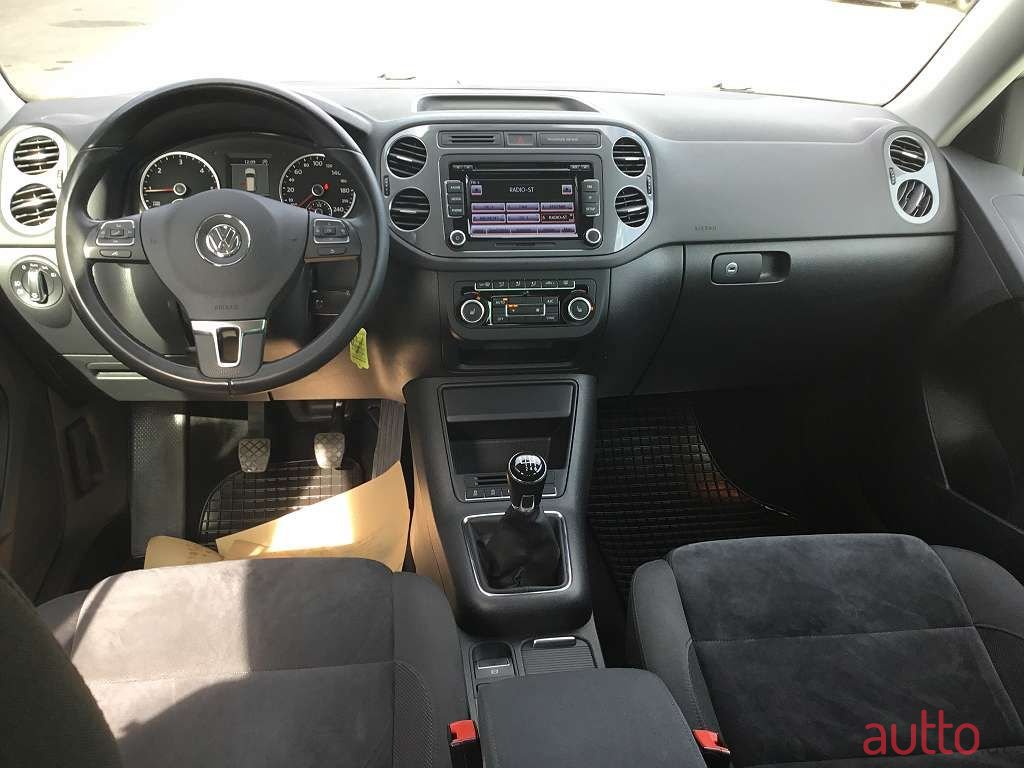 2014' Volkswagen Tiguan photo #6