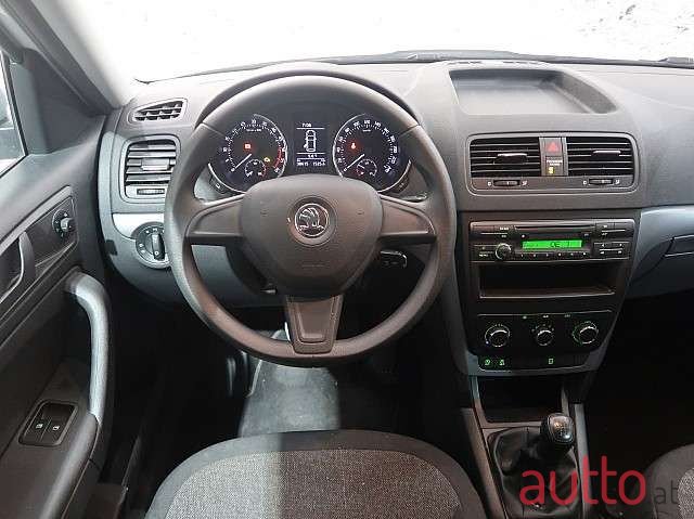 2014' Skoda Yeti photo #4