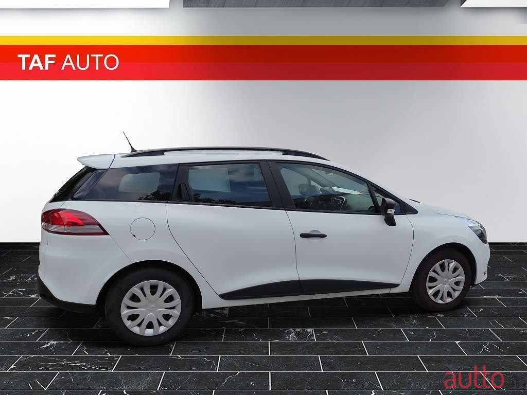 2019' Renault Clio photo #6