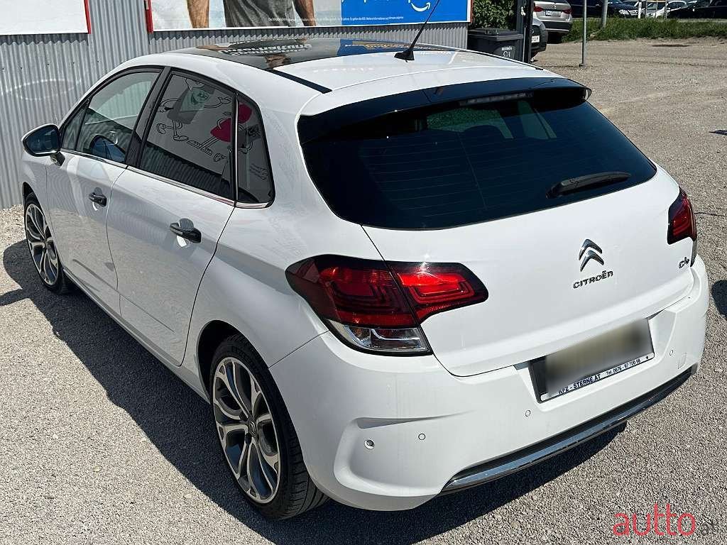 2017' Citroen C4 photo #5
