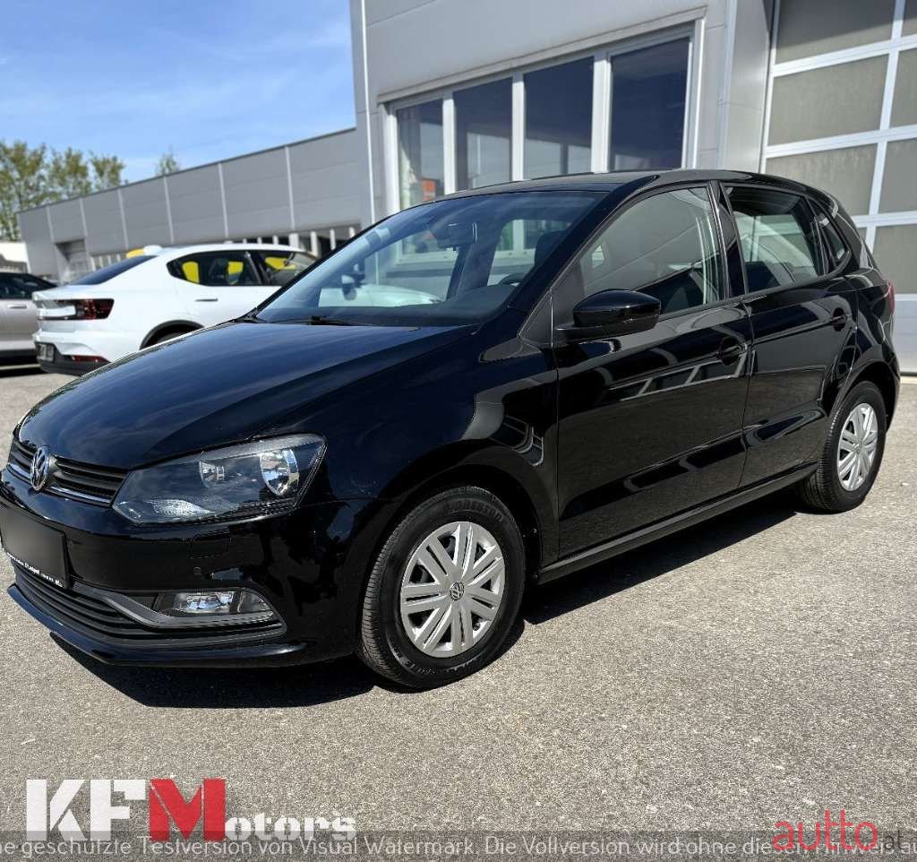 2016' Volkswagen Polo photo #6