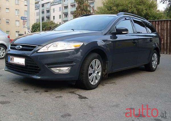 2012' Ford Mondeo photo #1