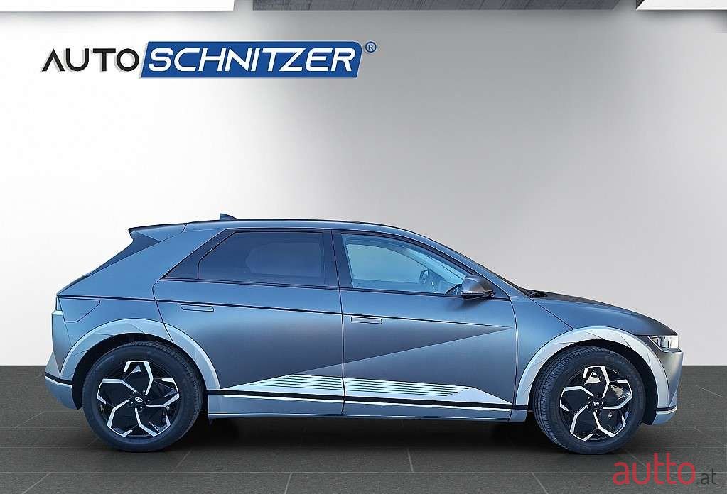 2023' Hyundai Ioniq 5 photo #4