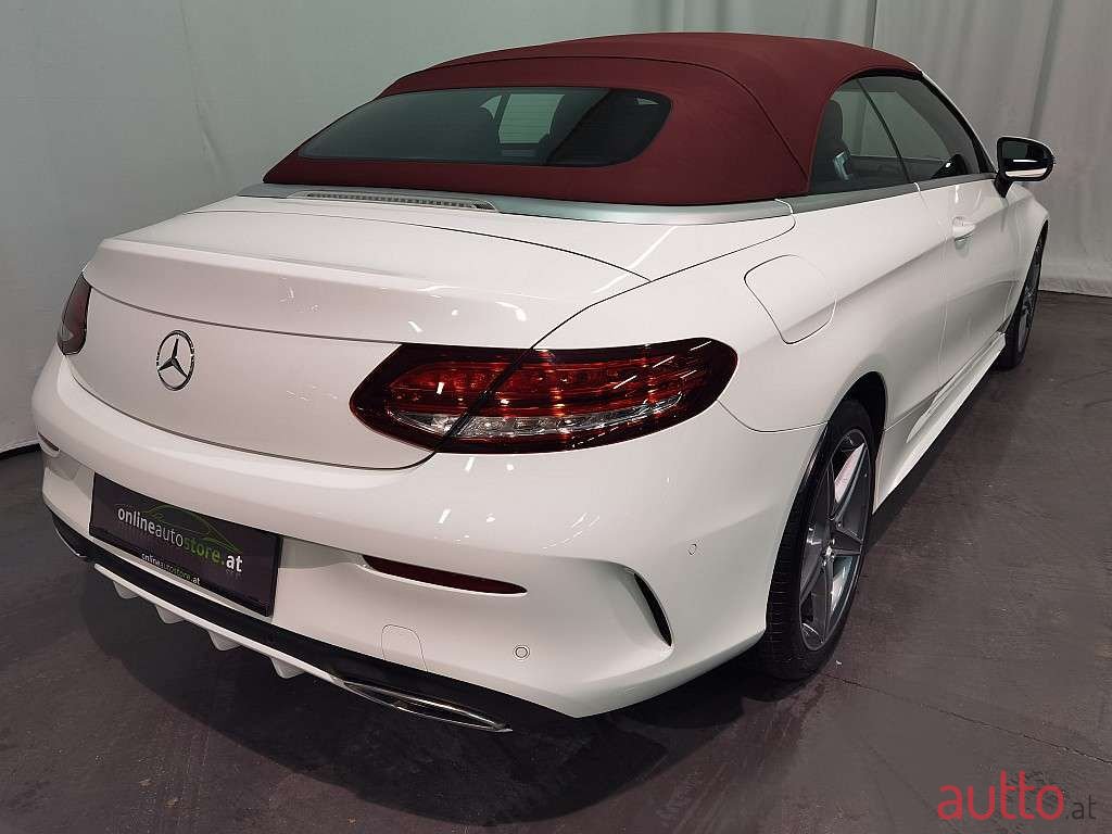 2016' Mercedes-Benz C-Klasse photo #2