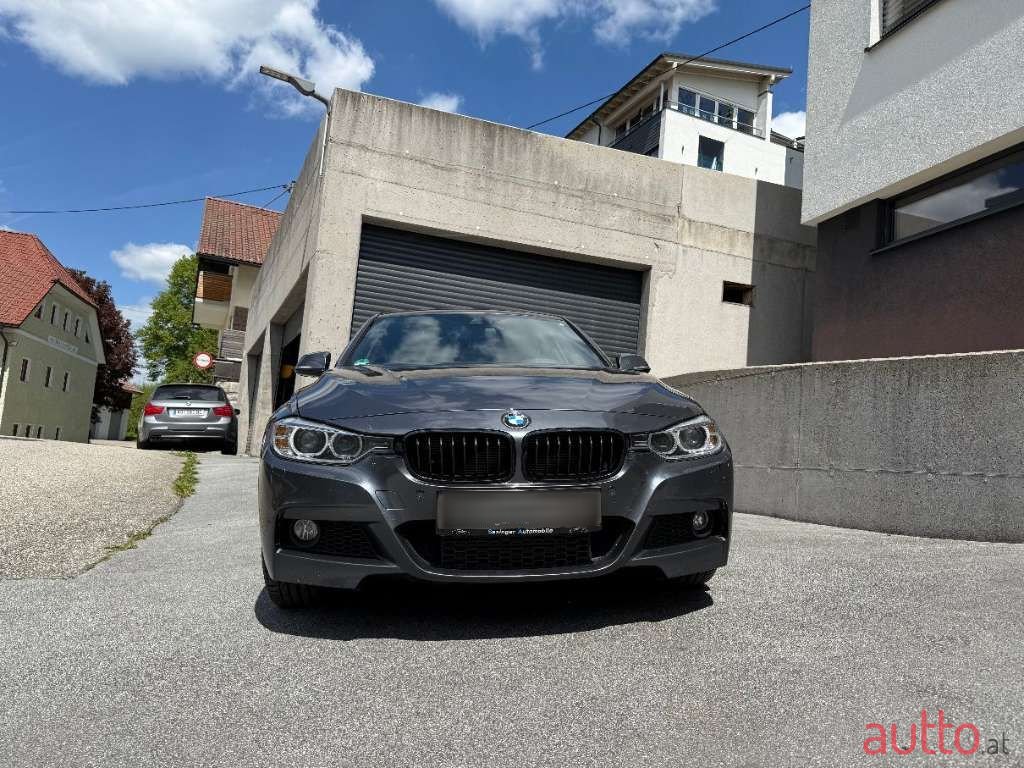 2013' BMW 3Er-Reihe photo #2
