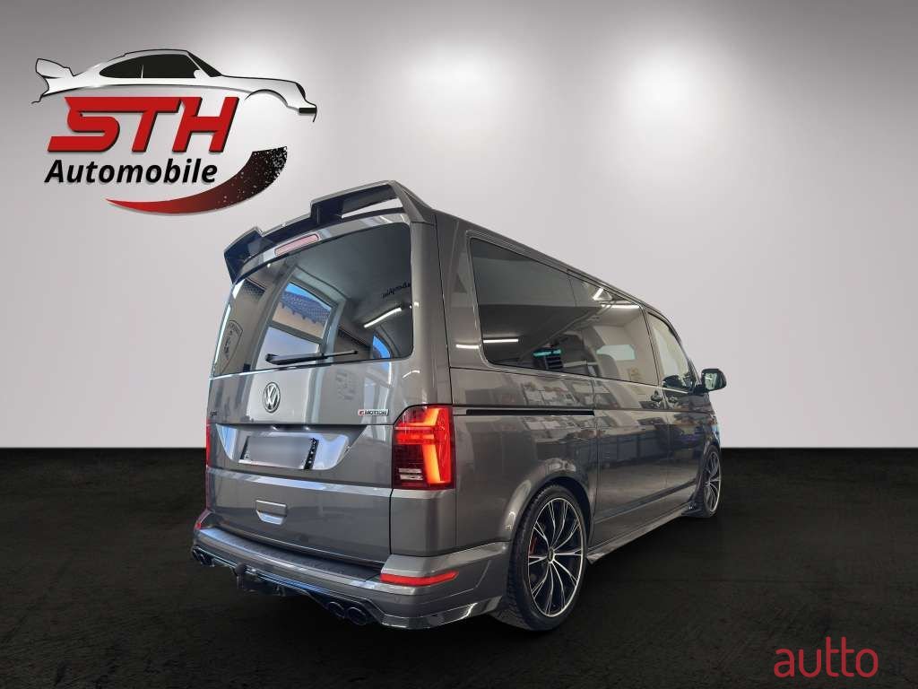 2020' Volkswagen Multivan photo #4