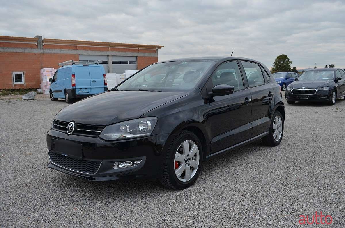 2009' Volkswagen Polo photo #2