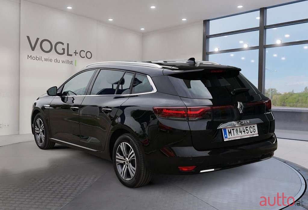 2021' Renault Megane photo #3