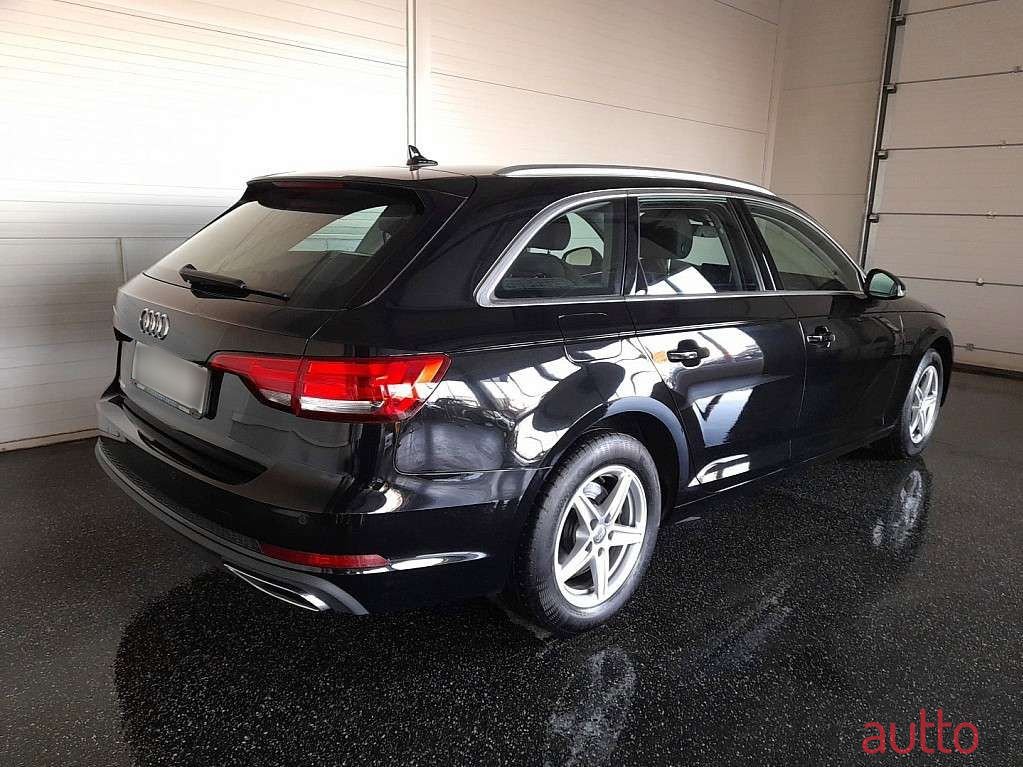 2019' Audi A4 photo #1