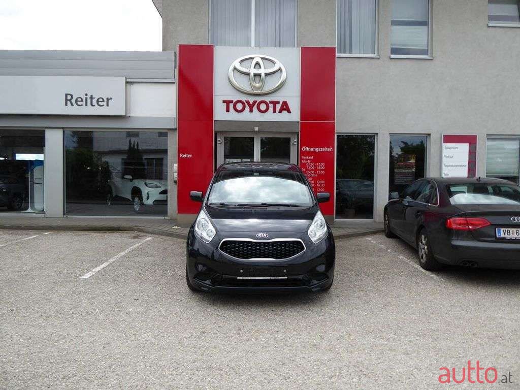 2015' Kia Venga photo #1