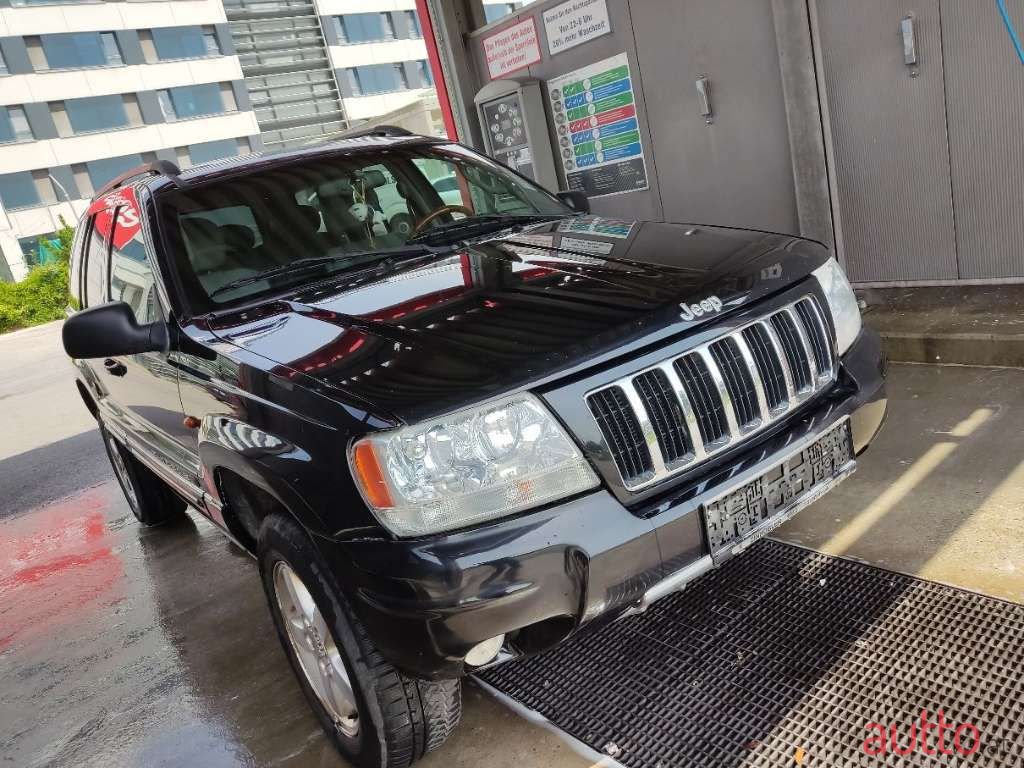 2004' Jeep Grand Cherokee photo #4
