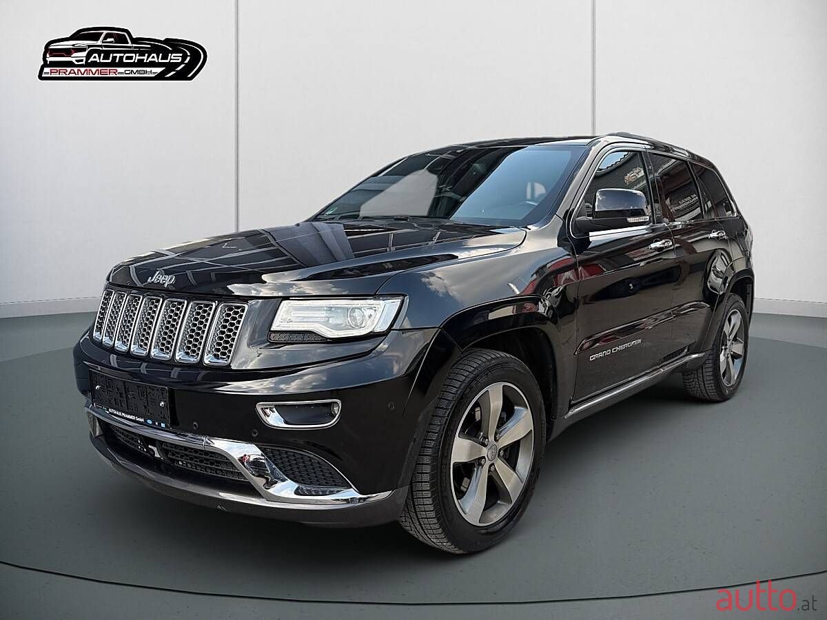 2017' Jeep Grand Cherokee photo #1