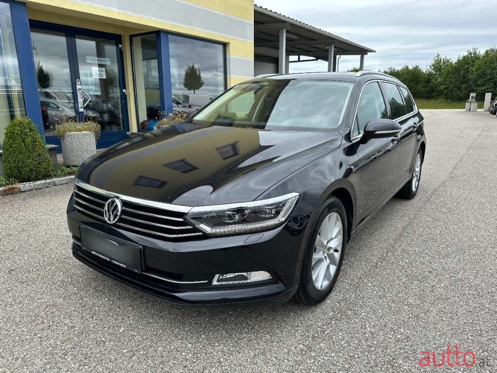 2018' Volkswagen Passat photo #1