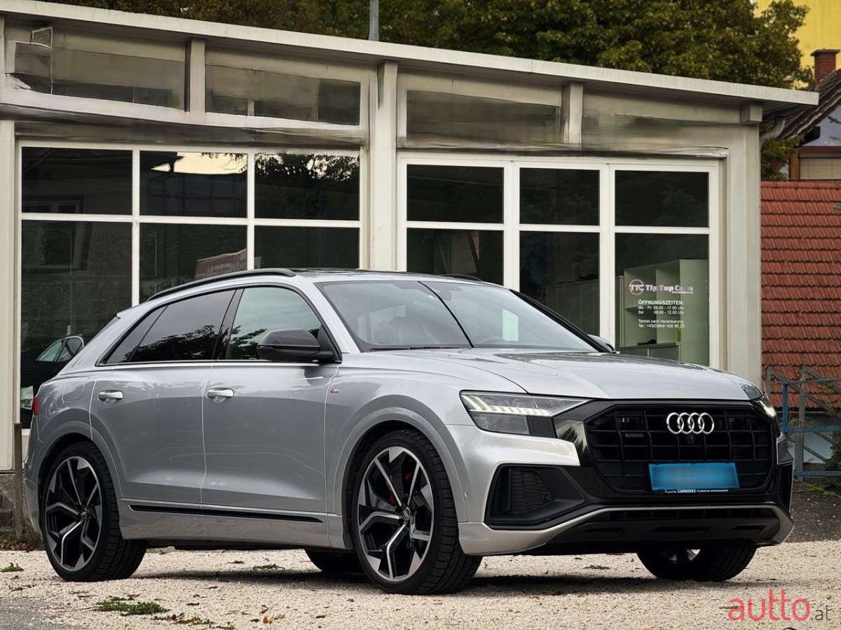 2019' Audi Q8 photo #1