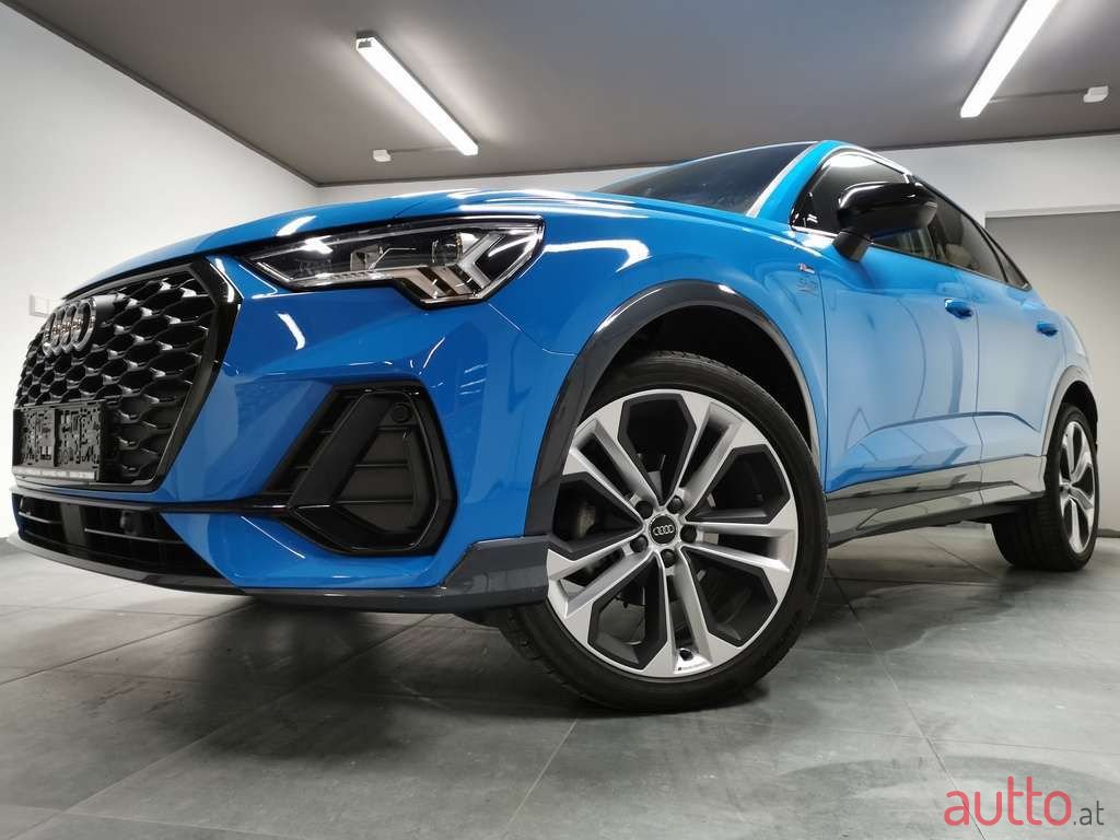 2020' Audi Q3 photo #5