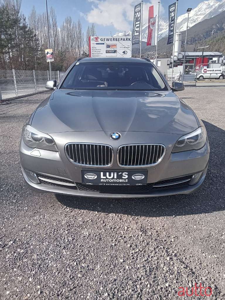 2012' BMW 5Er-Reihe photo #1