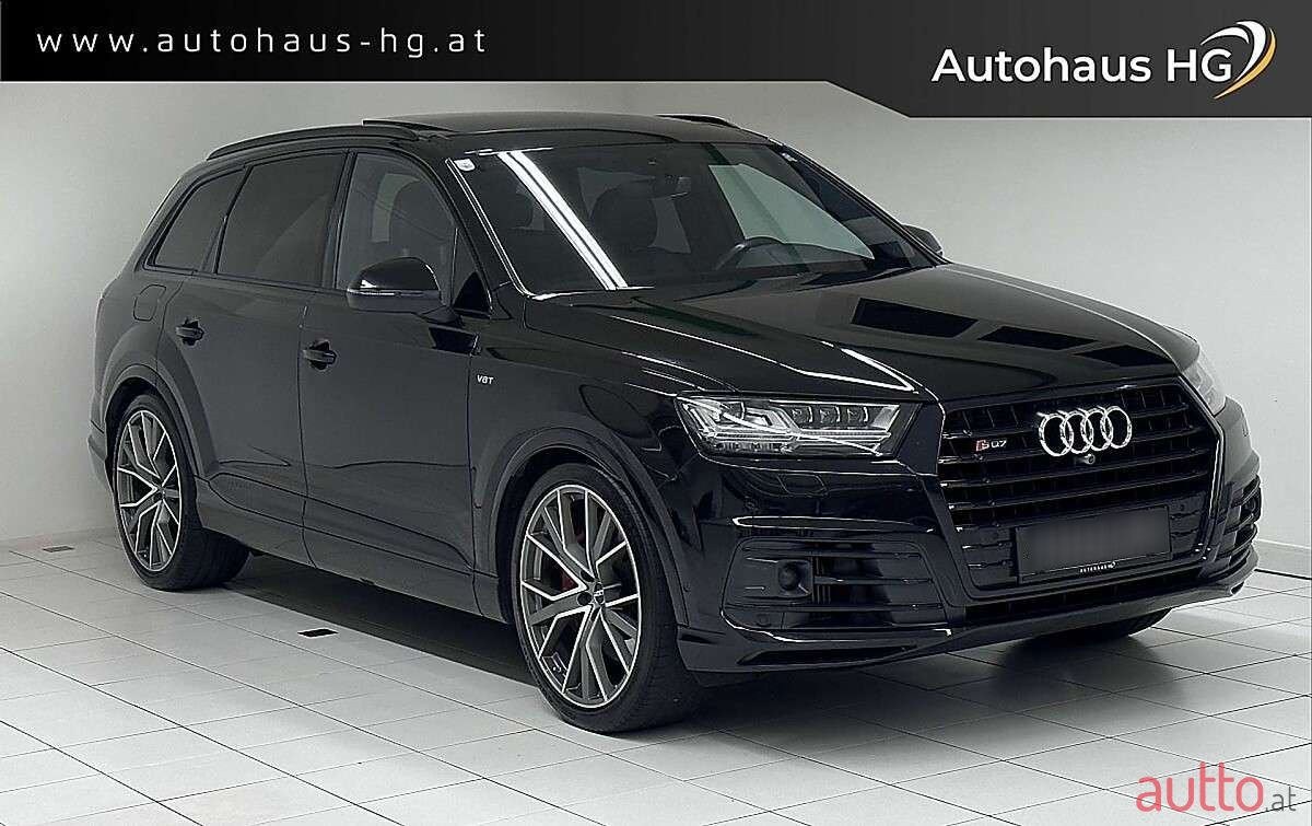 2018' Audi Q7 photo #1