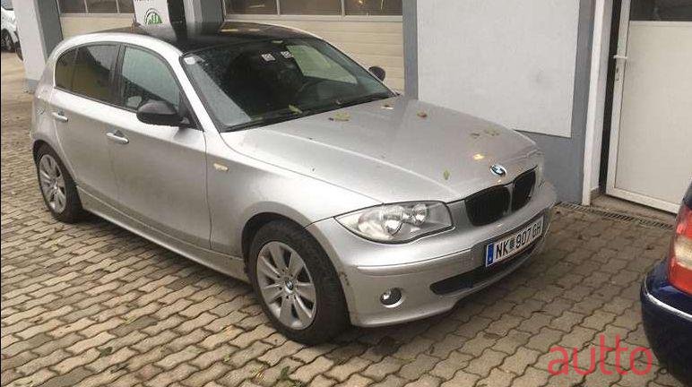 2004' BMW 1Er-Reihe photo #1