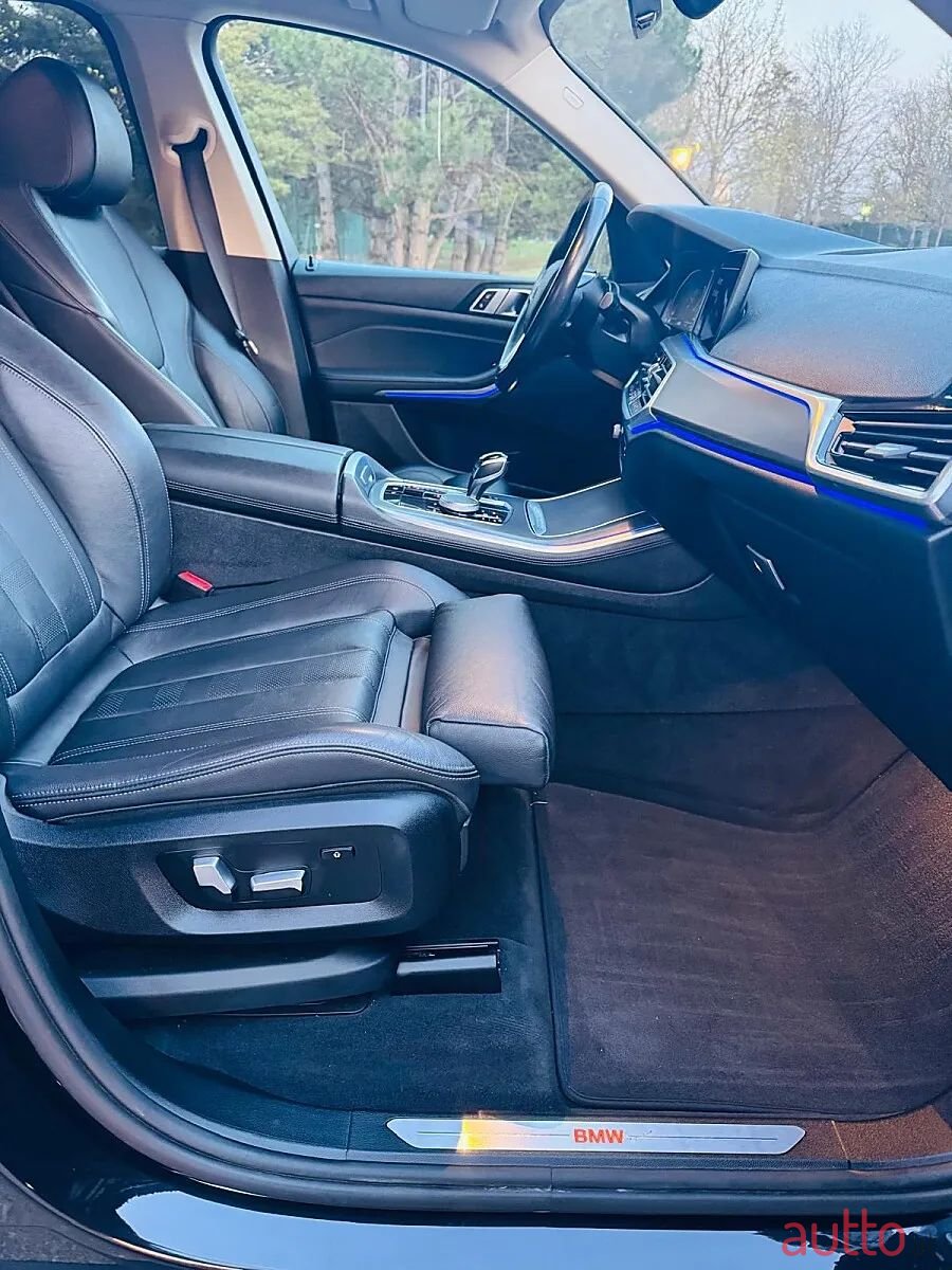2019' BMW X5 photo #3