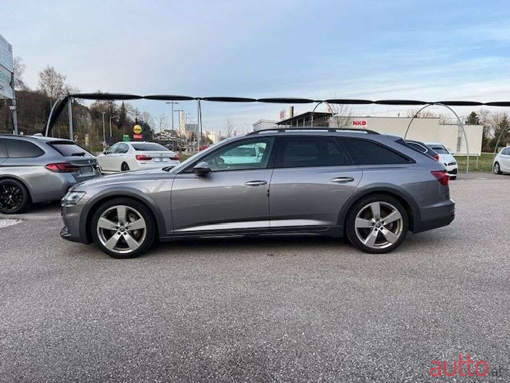 2021' Audi A6 Allroad photo #3