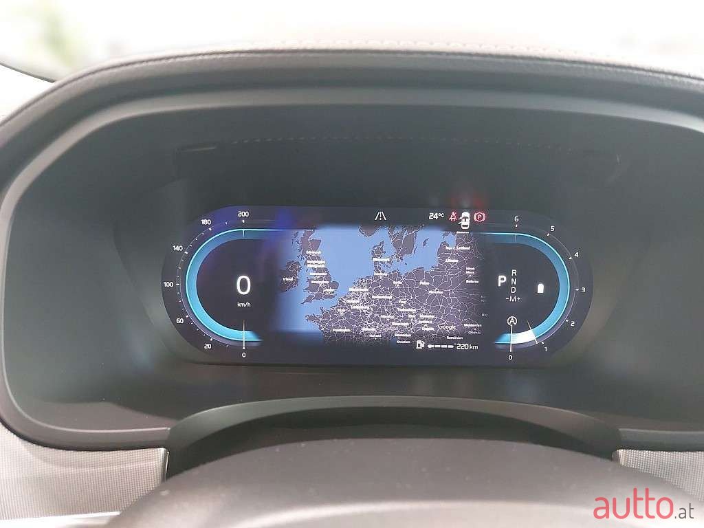 2023' Volvo V90 photo #5