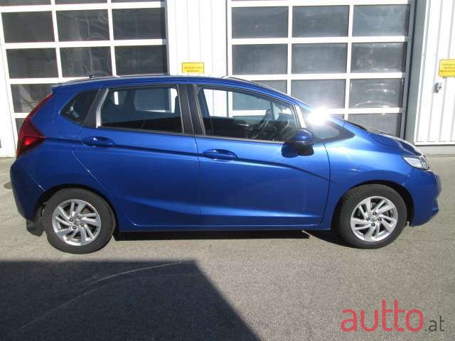 2017' Honda Jazz photo #2