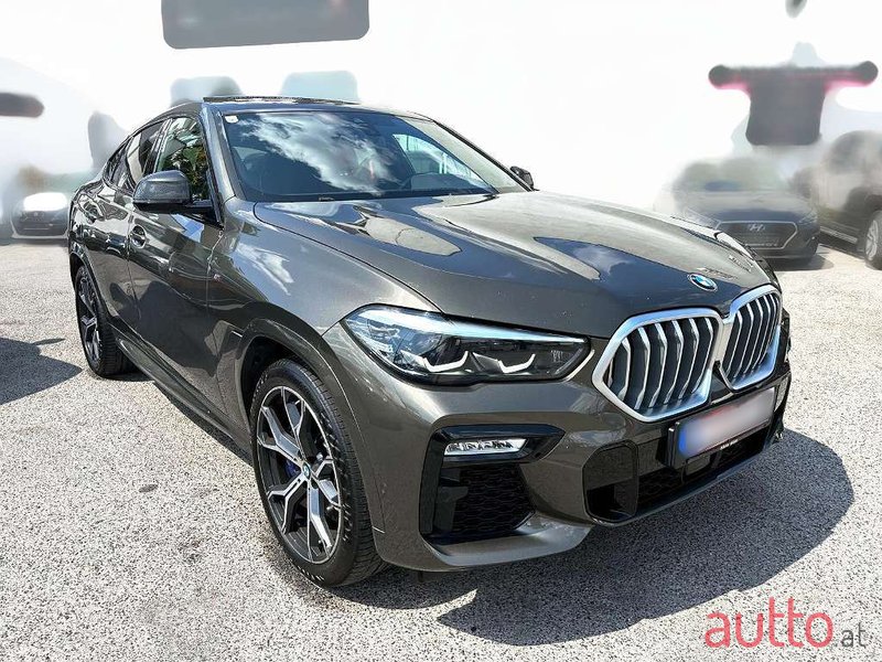 2020' BMW X6 photo #2