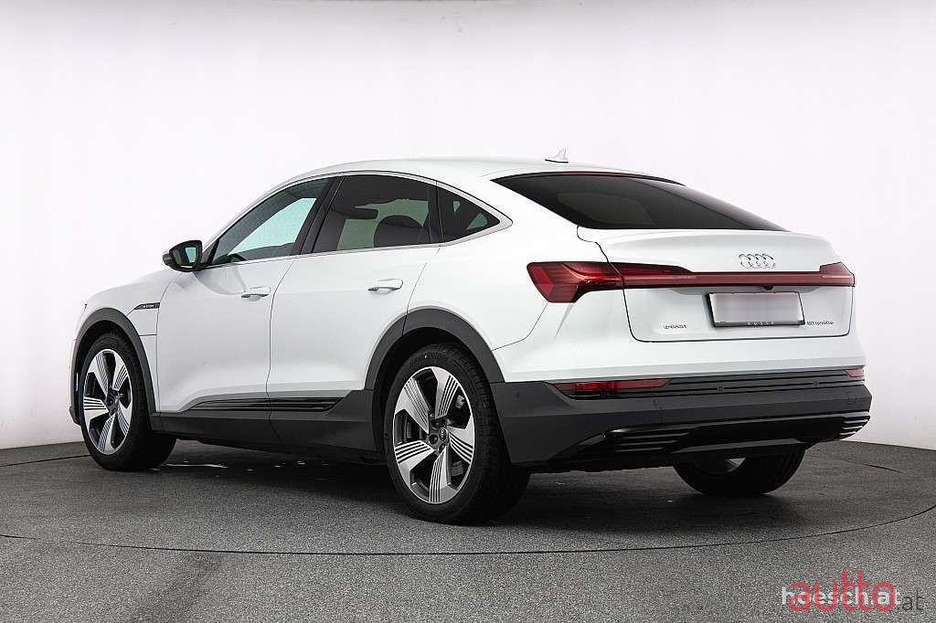 2022' Audi e-tron photo #4