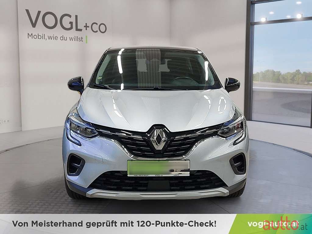2020' Renault Captur photo #6