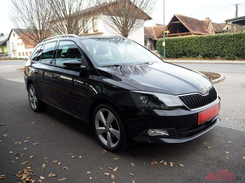 2016' Skoda Fabia photo #4