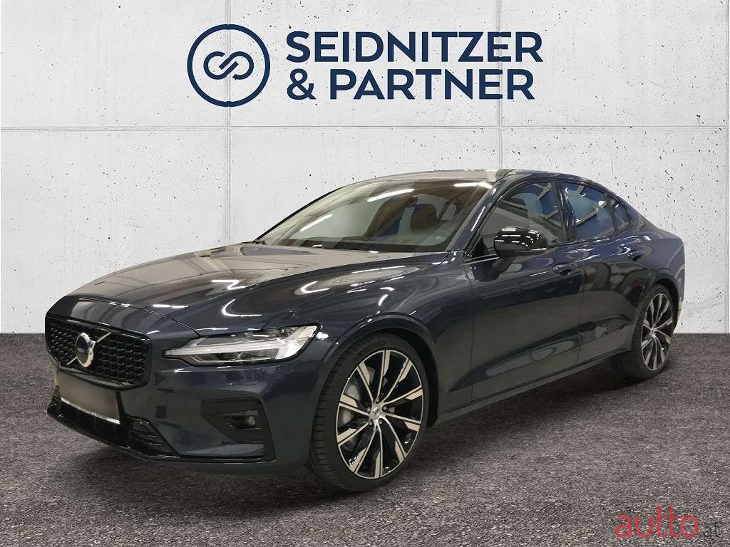 2023' Volvo S60 photo #1