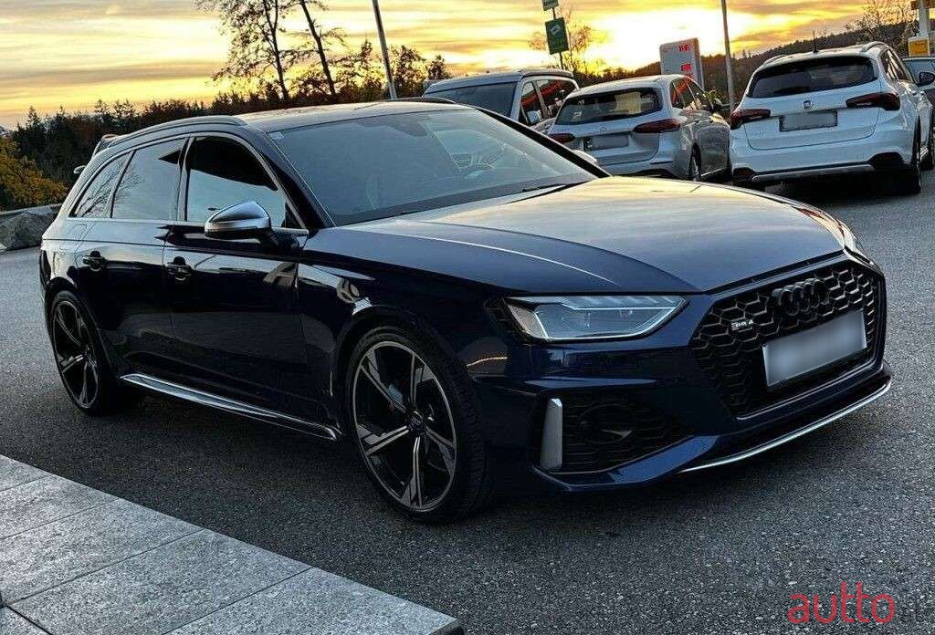 2020' Audi A4 photo #3