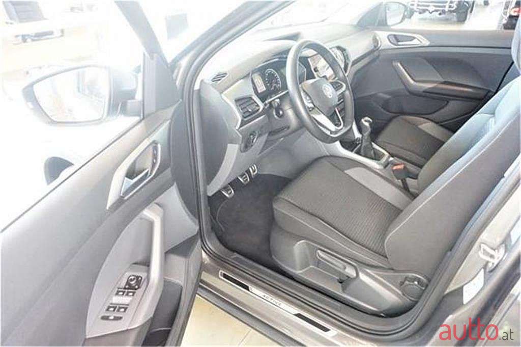 2021' Volkswagen T-Cross photo #4