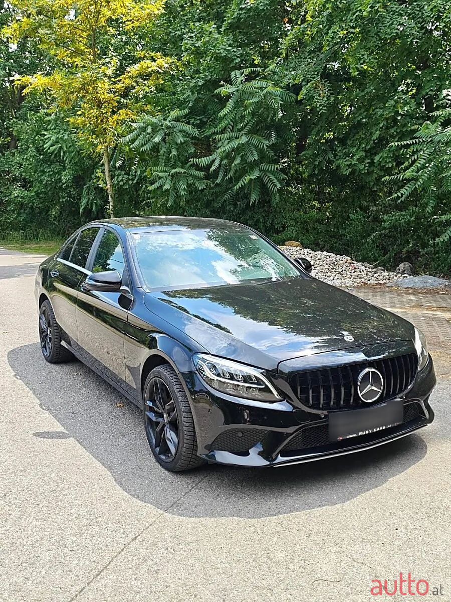 2019' Mercedes-Benz C-Klasse photo #2
