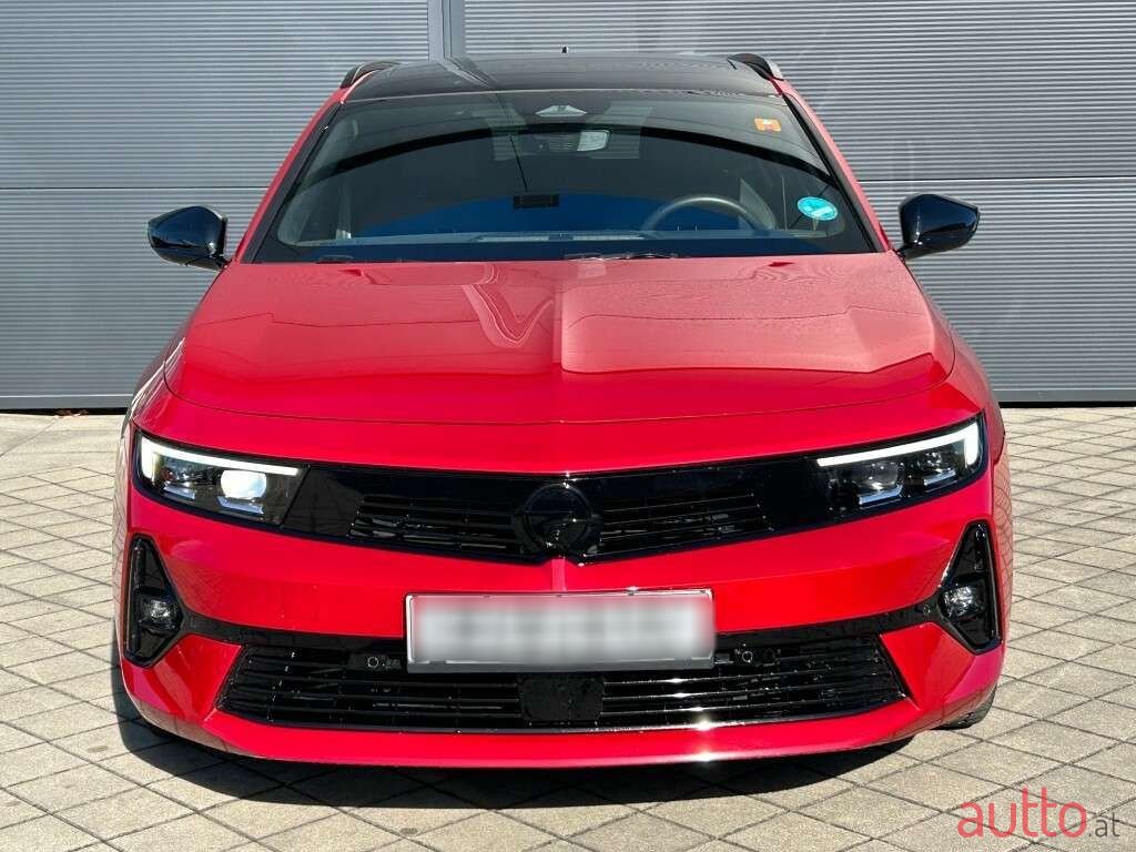 2024' Opel Astra photo #3