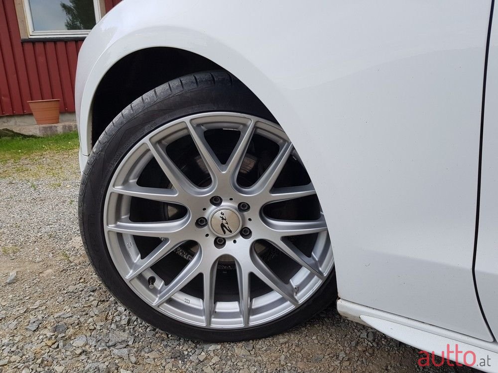 2010' Audi A5 photo #2