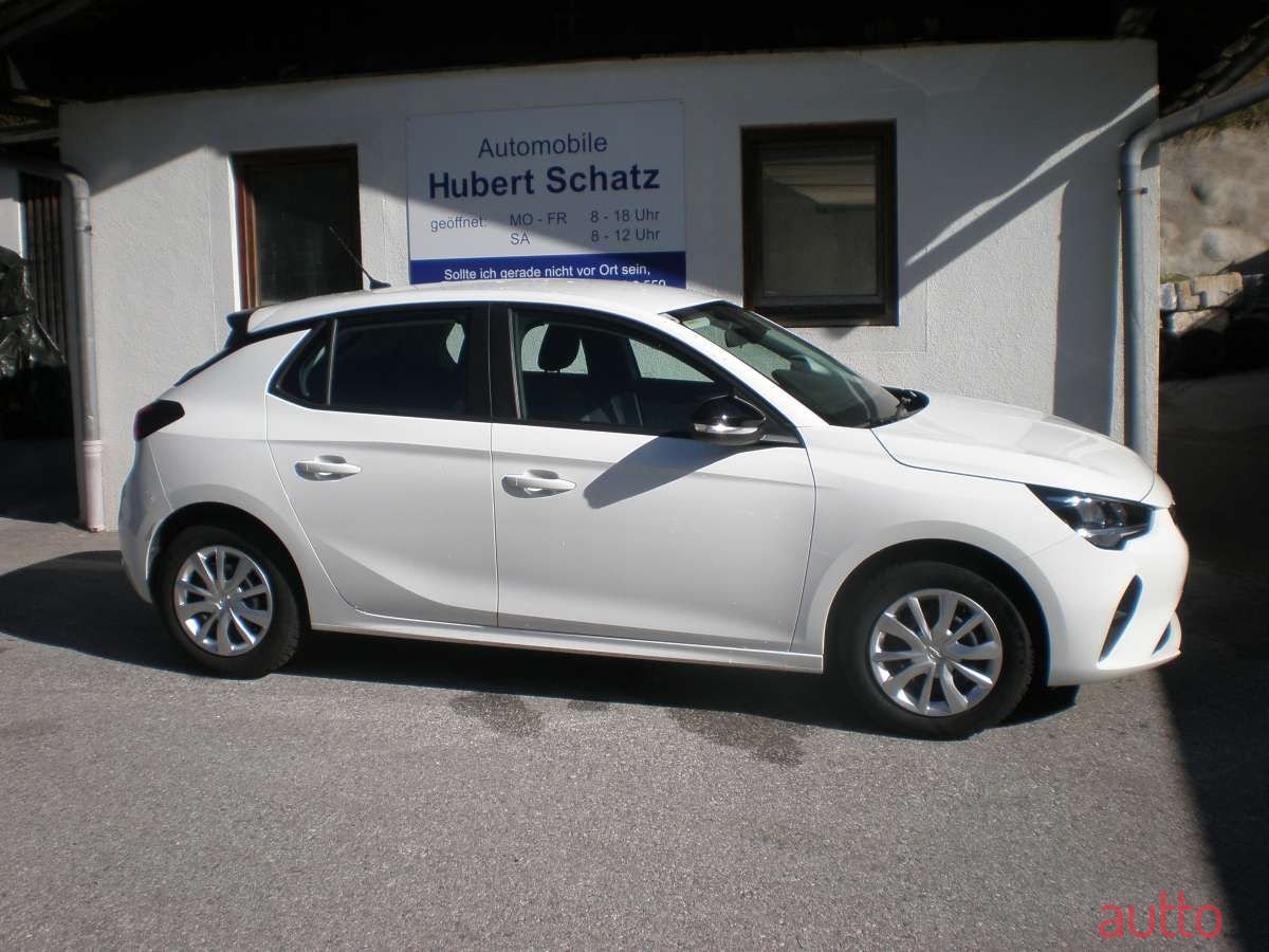 2022' Opel Corsa photo #2