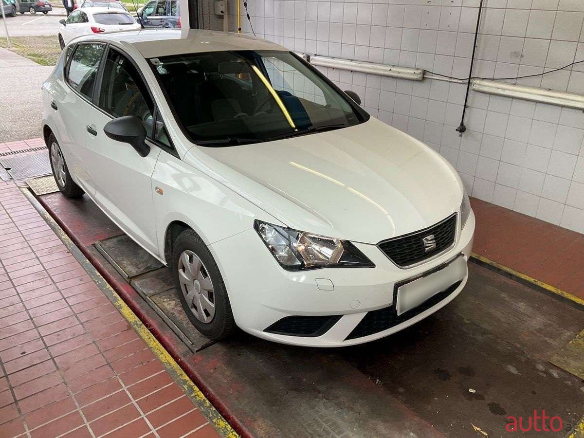 2016' SEAT Ibiza photo #2