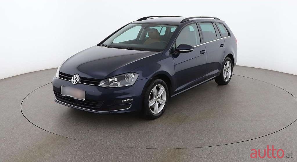 2016' Volkswagen Golf photo #1