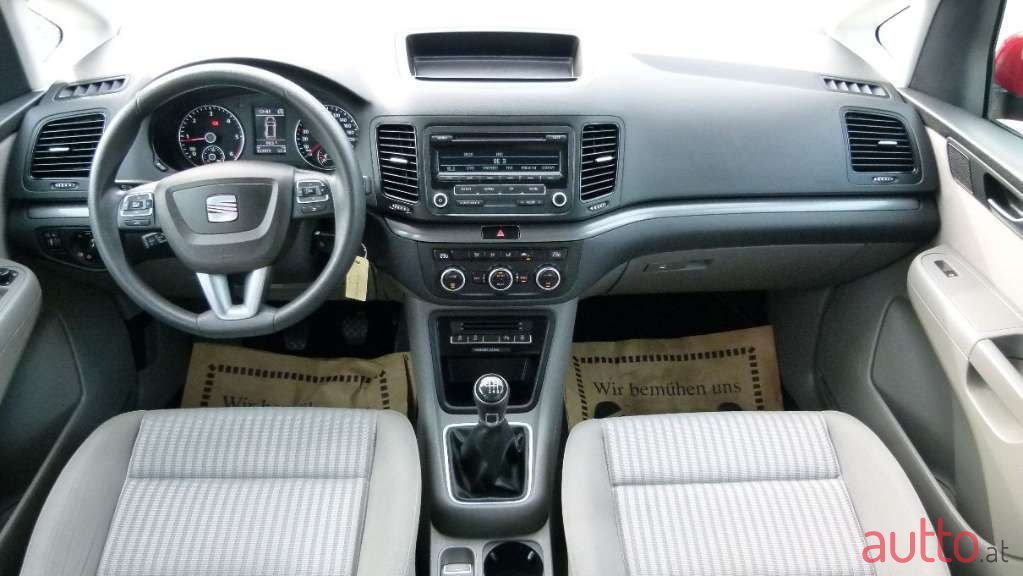 2014' SEAT Alhambra photo #2