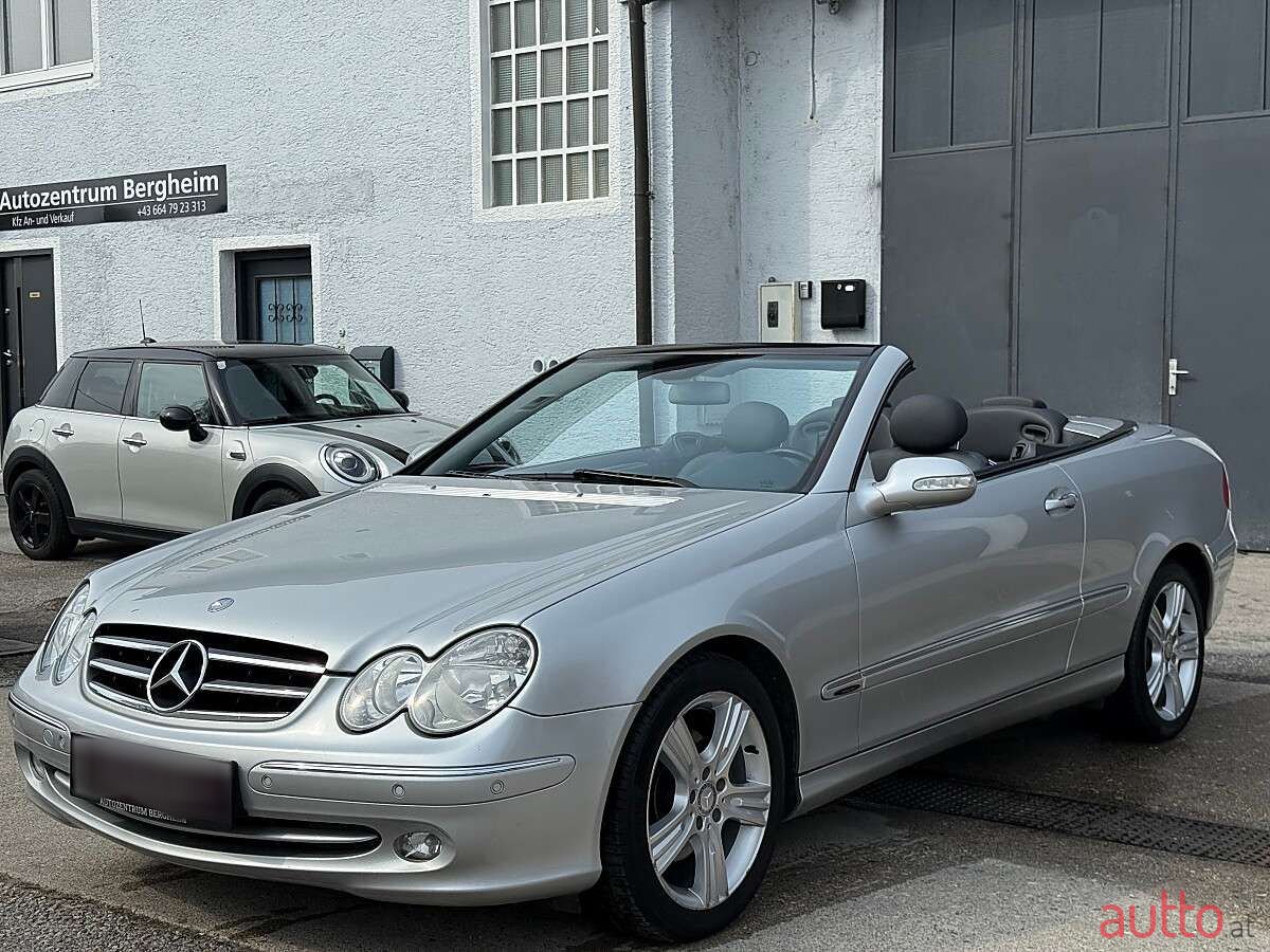 2004' Mercedes-Benz Clk-Klasse photo #4