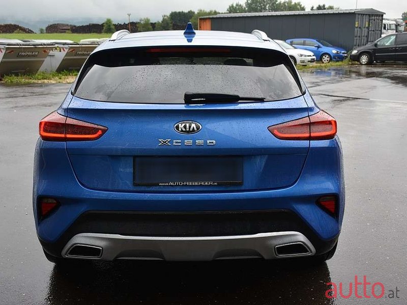 2021' Kia XCeed photo #5