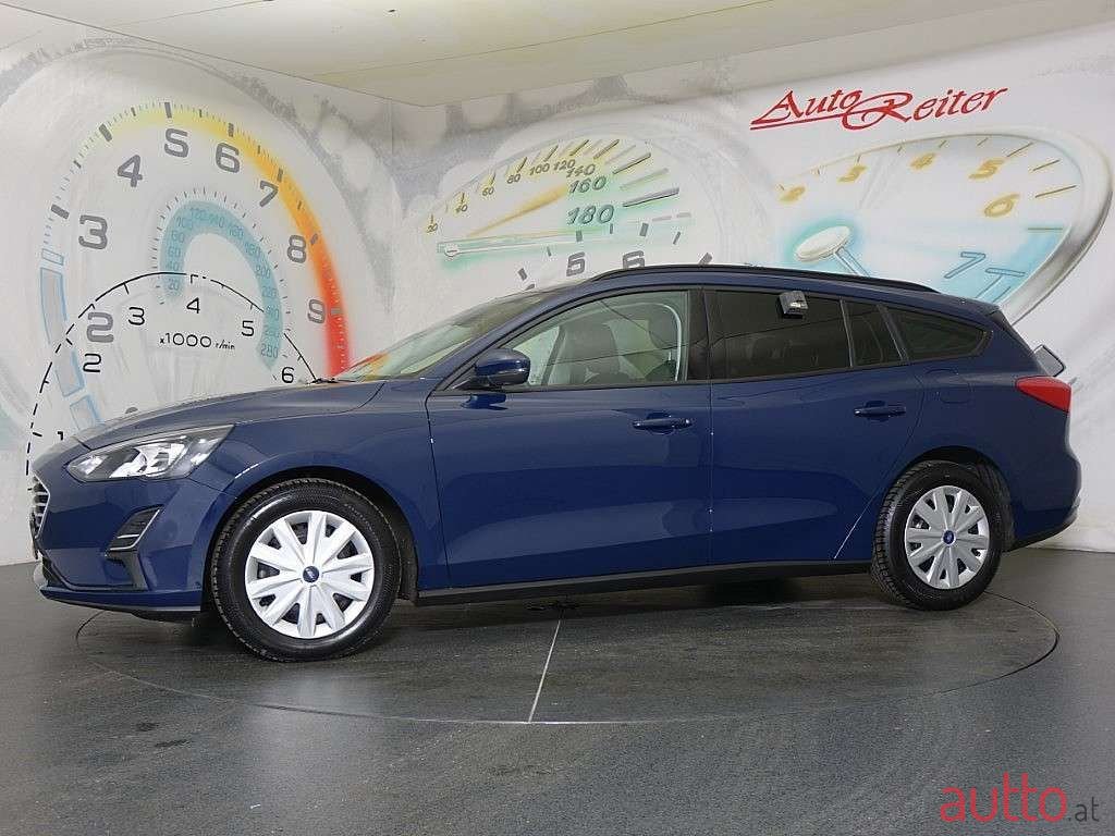 2020' Ford Focus photo #1